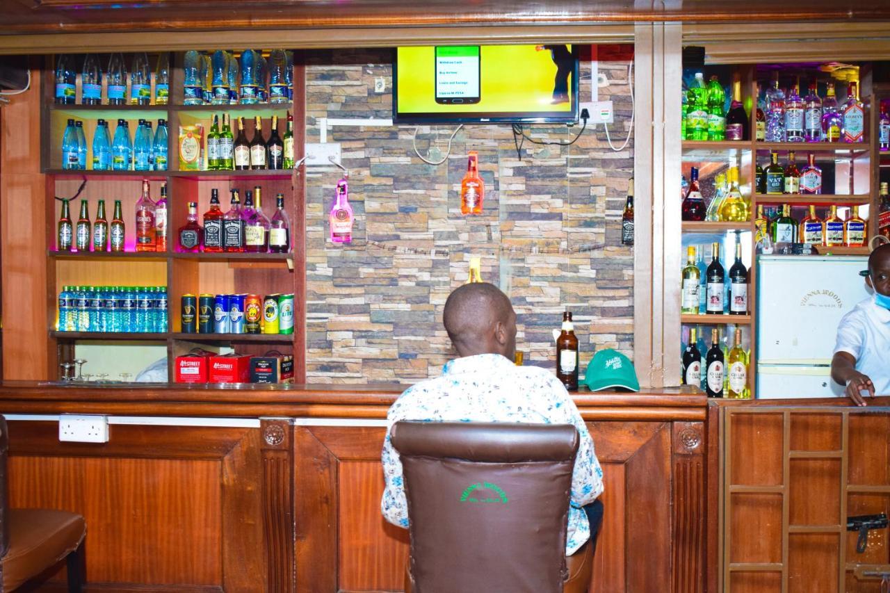 Vienna Woods Hotel Nakuru Luaran gambar